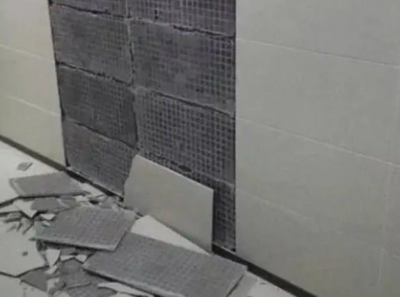 井陉瓷砖空鼓维修公司分享下井陉墙砖松动维修的知识